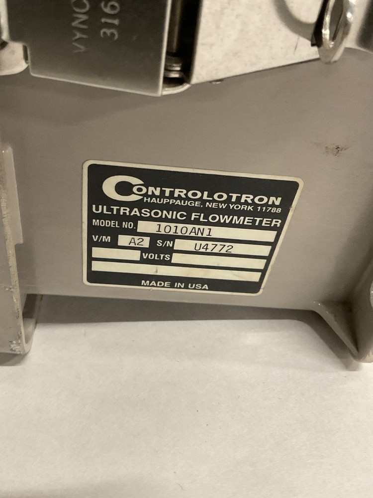 Controlotron System 1010 Flowmeter 1010AN1 w/ Single Channel Input Module