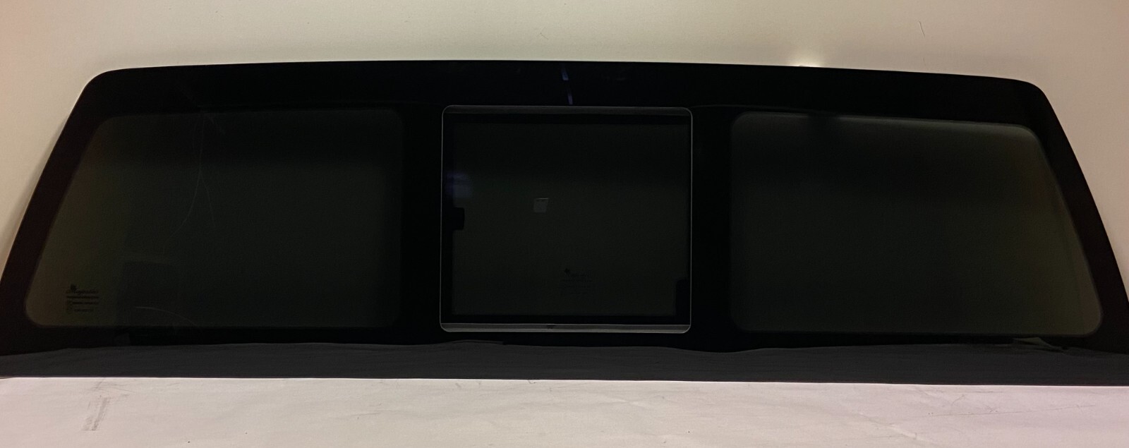 Fits 1999-2006 Chevy Silverado Manual Sliding Window Back Glass ( One Panel)