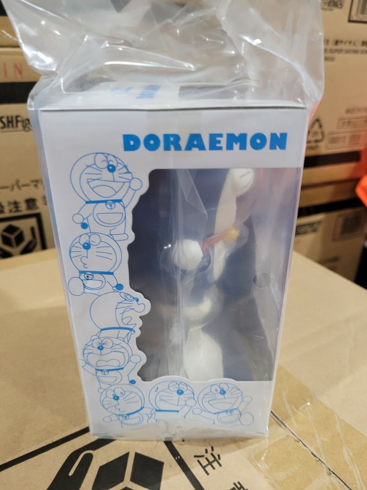 Bandai Tamashii Nations Figuarts Zero Doraemon Figure
