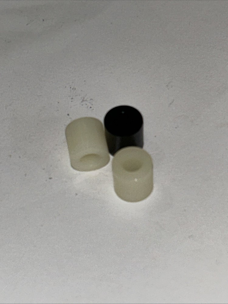 557126P Plastic return roller
