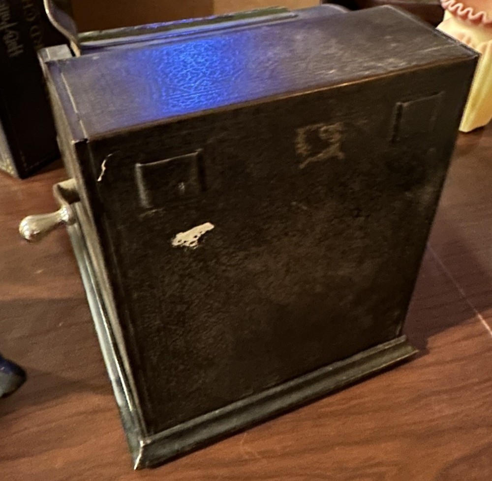 ANTIQUE - AMERICAN Adding Machine American Can Co.