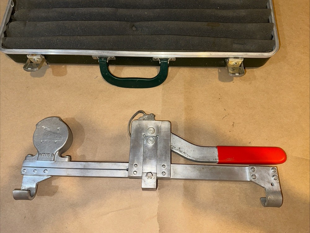 Penn-Tech Cable Tension Meter w/ Case – Needs Gauge Service