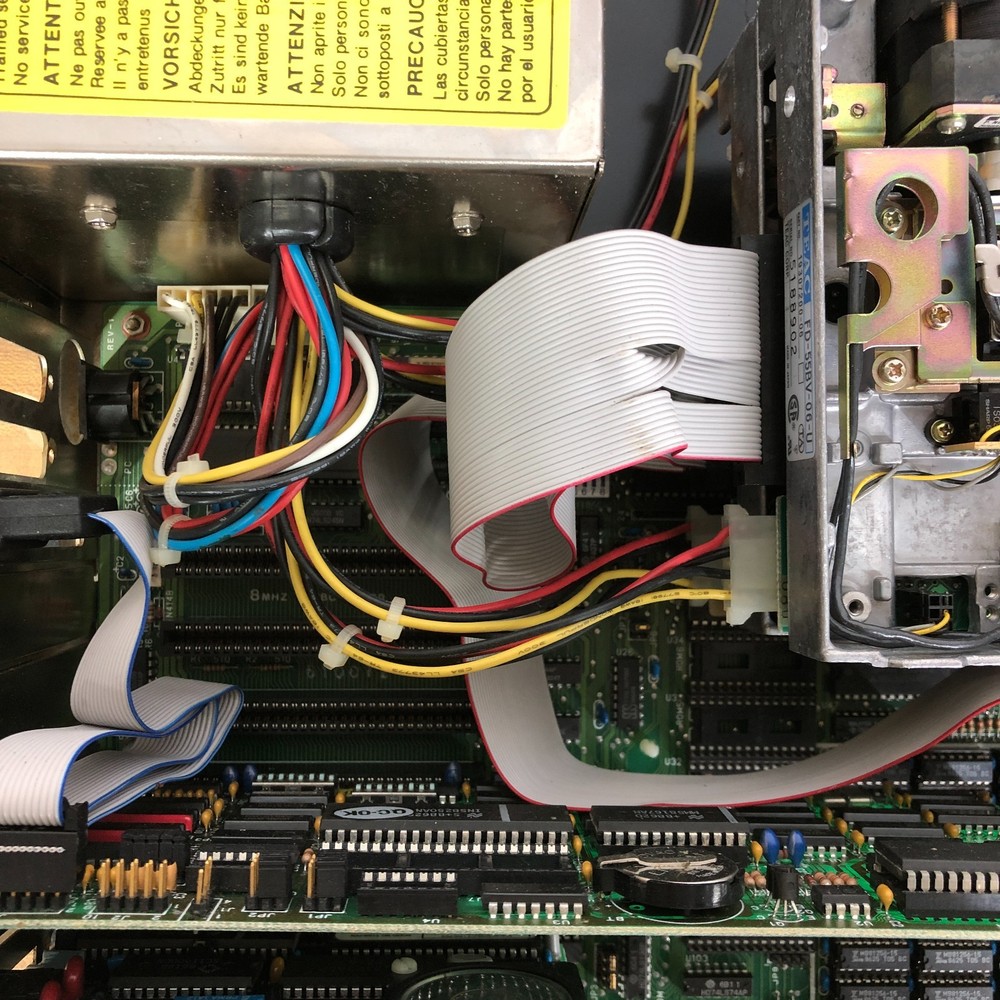 GEMS XT/PC IBM Clone Computer w/Drives & Cards (Powers On) for Restore