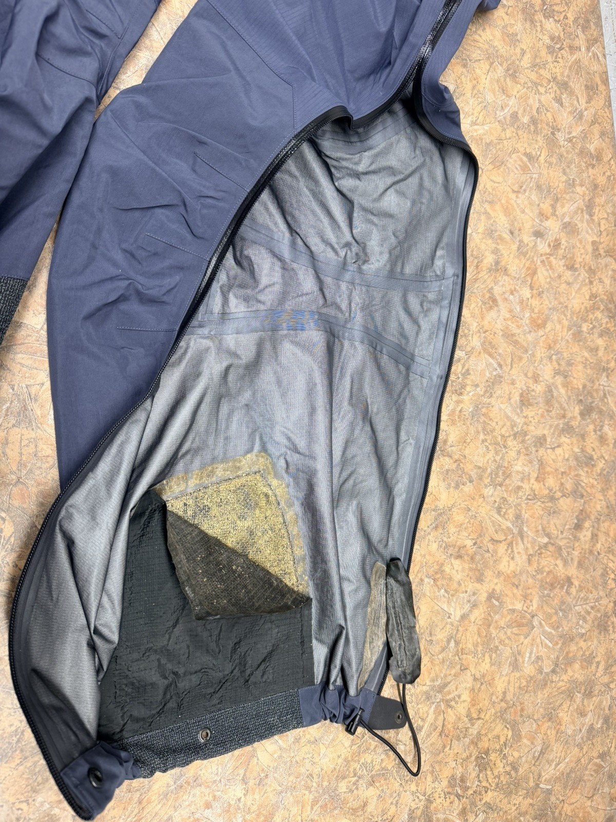 Arcteryx Goretex Bib Mens Overalls Size Large