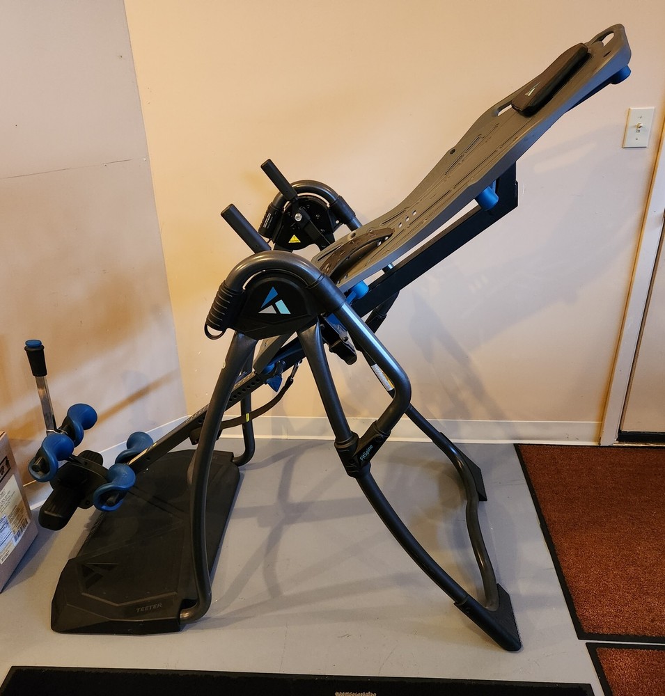 Teeter LX94 FitSpine Inversion Table with Back Pain Relief kit