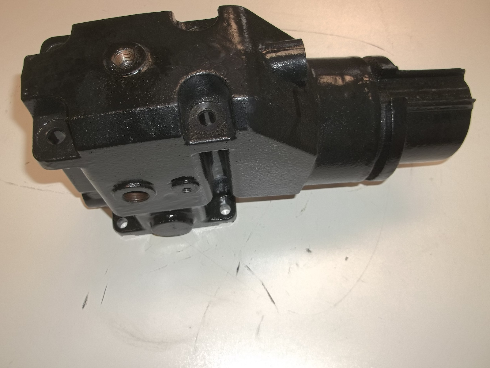 Volvo Penta OMC Exhaust Riser Elbow 4" 4.3 5.0 5.7 5.8 305 350 v6 v8 manifold