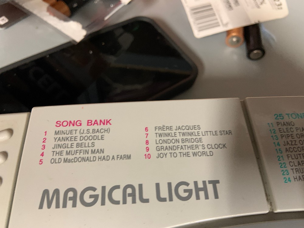 Casio Magical Light ML-2 Keyboard - Tested and Works