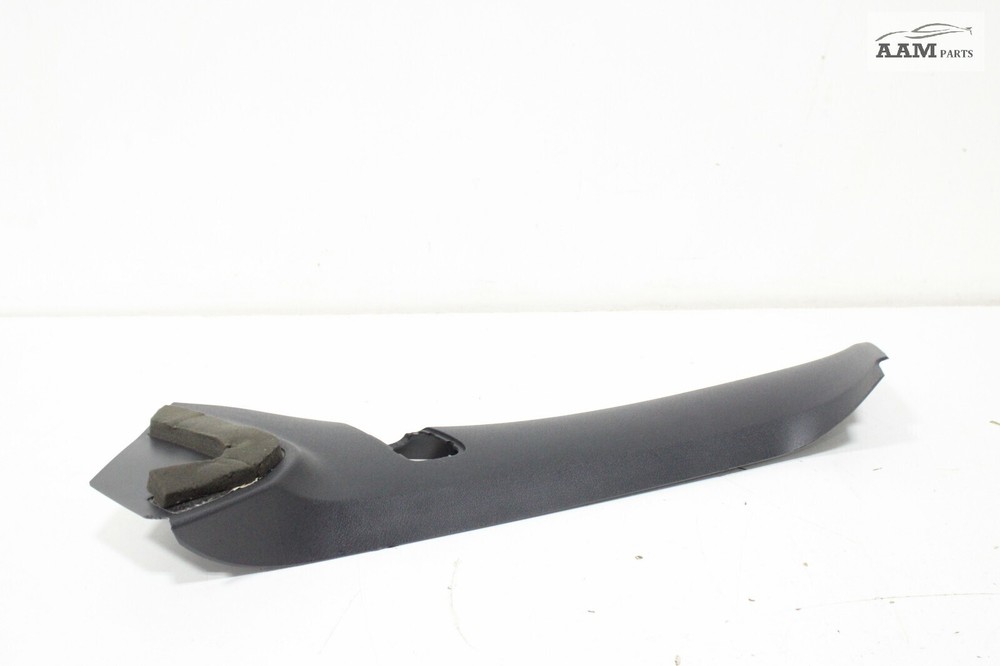 2018-2024 FREIGHTLINER CASCADIA FRONT LEFT UPPER A PILLAR COVER TRIM PANEL OEM