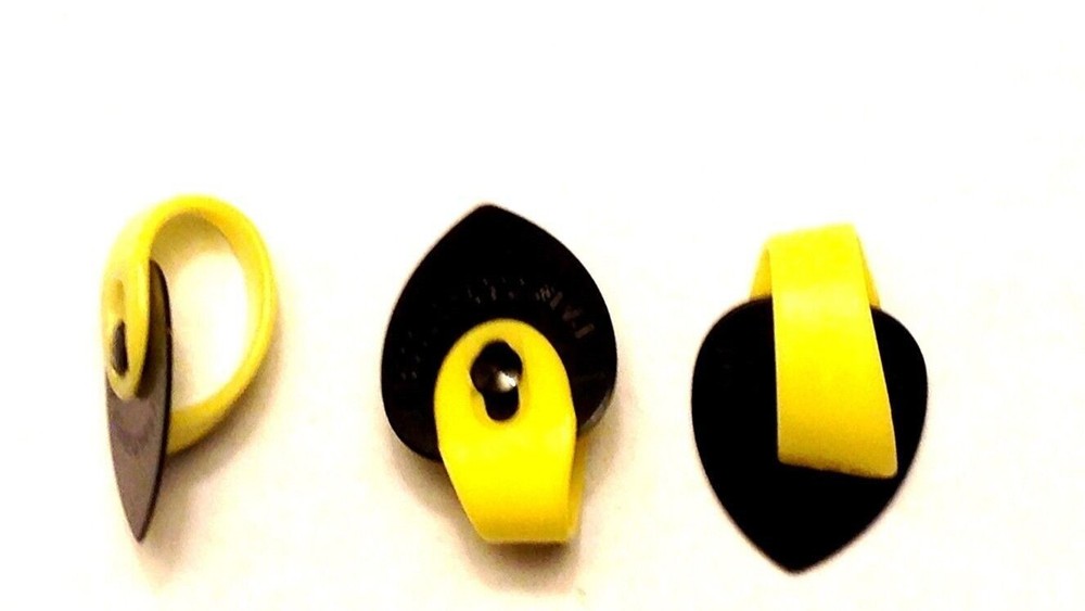 Fred Kelly Picks Thumb Bumblebee Jazz Teardrop Standard Size Light