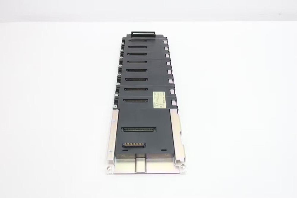 Omron CS1W-BC082 Base Module 8 Slot