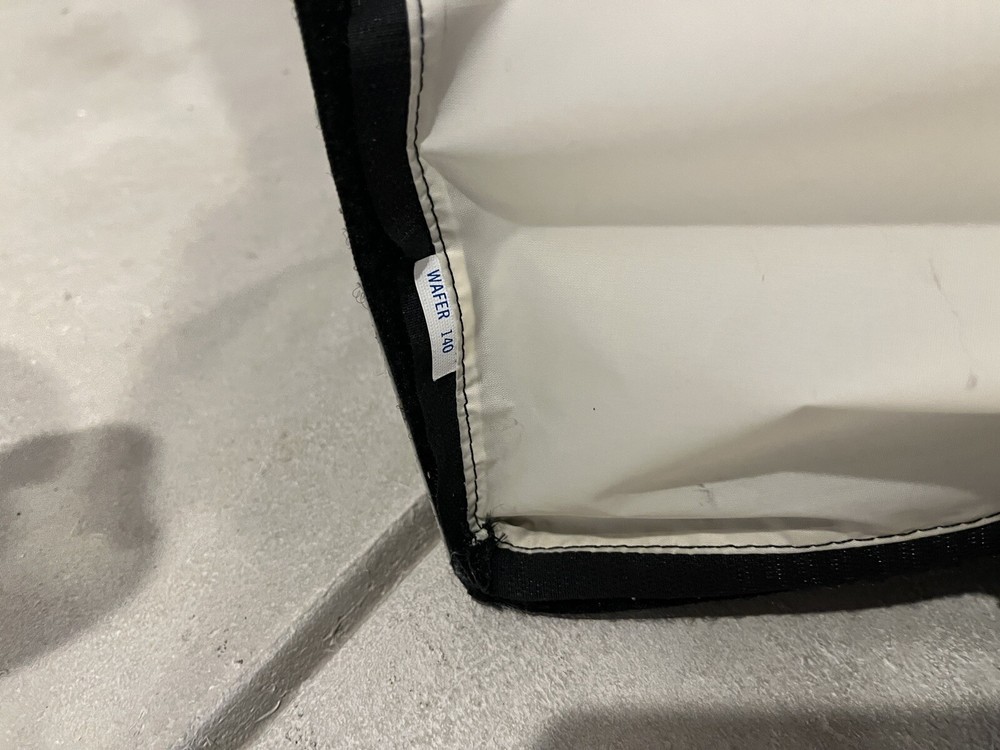 Plume Wafer 140 Softbox for Speedotron Flash Light