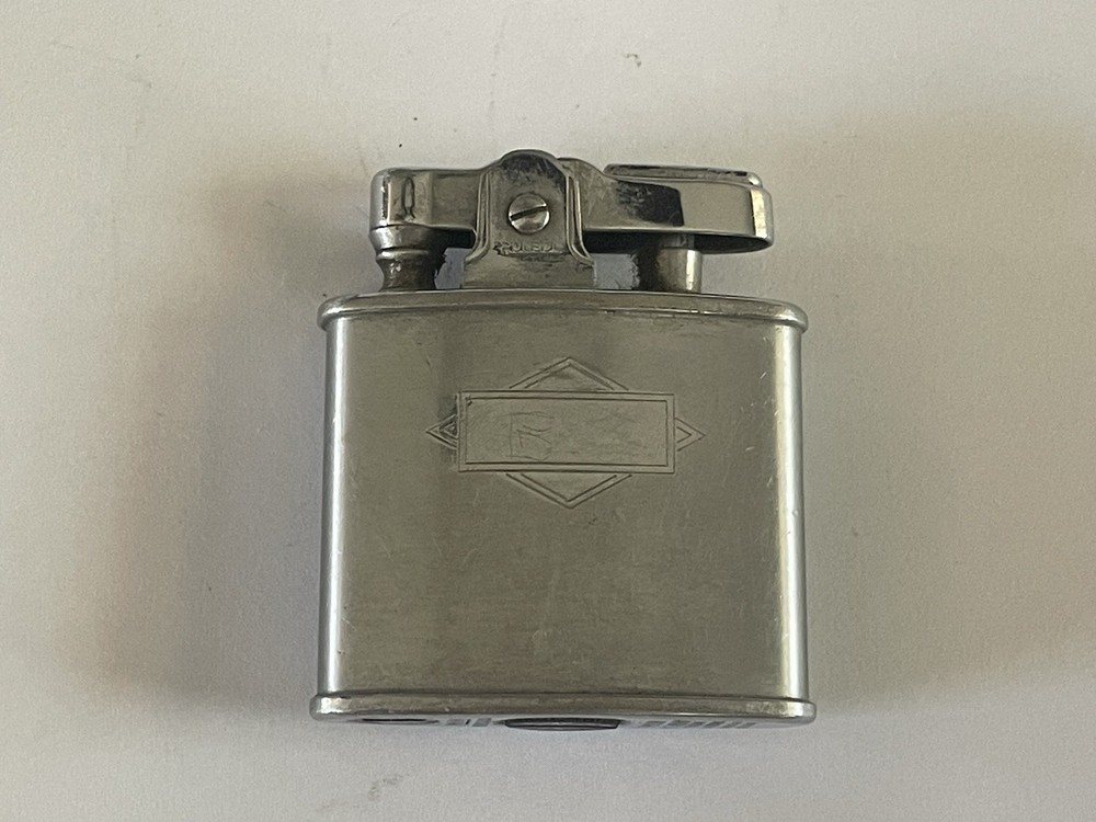 VINTAGE RONSON Standard SILVER Tone LIGHTER