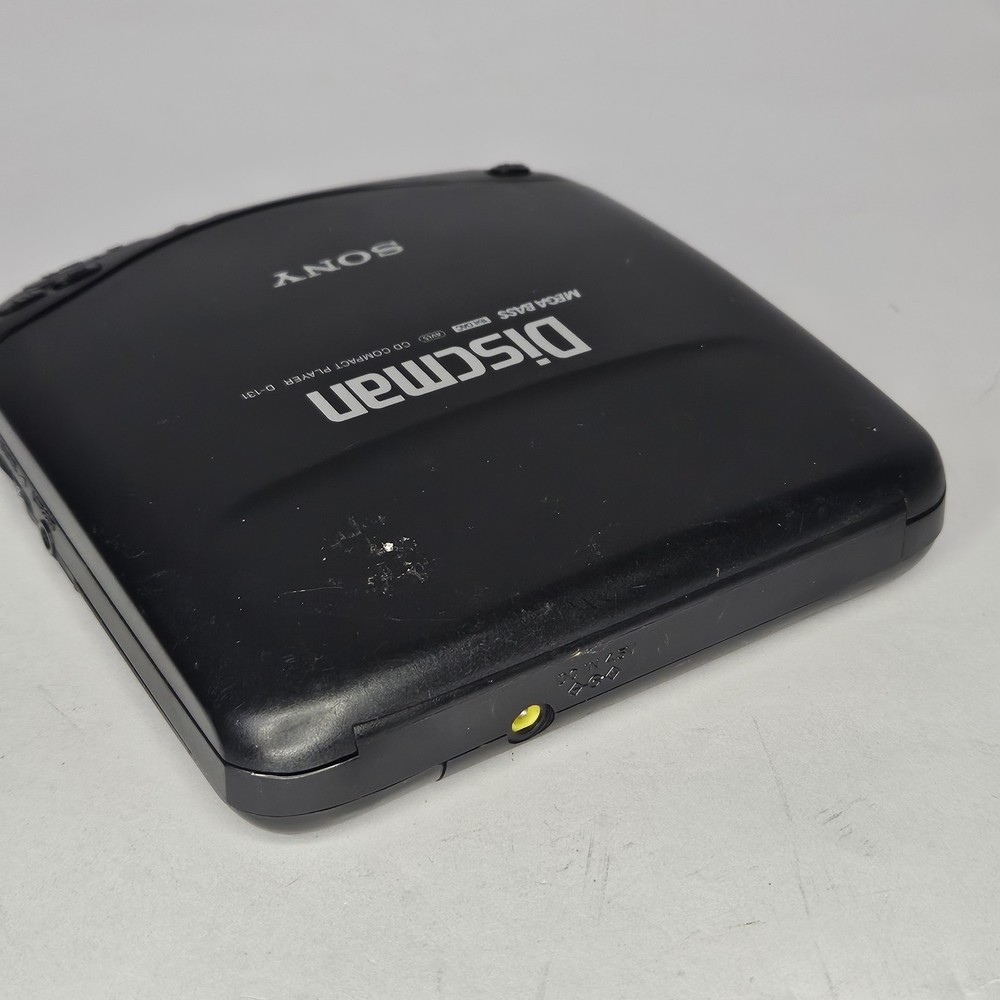 Vintage Sony D-131 Discman CD Compact Disc Player Tested