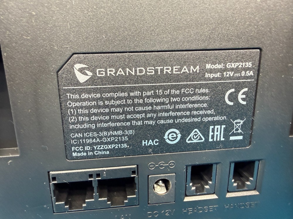 Grandstream GXP2135 Multi-Line High Performance IP LCD Display Phone Base