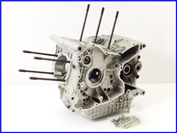 DUCATI 2001 748R Genuine crankcase 18,380km