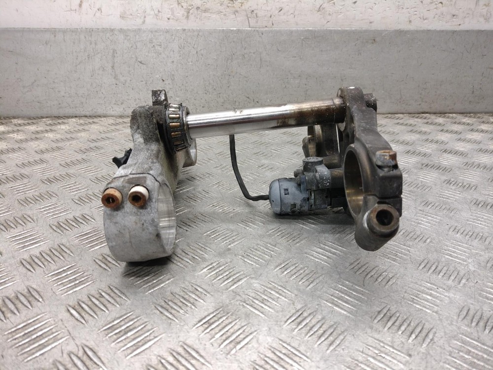 2006 APRILIA RS125 YOKE SET