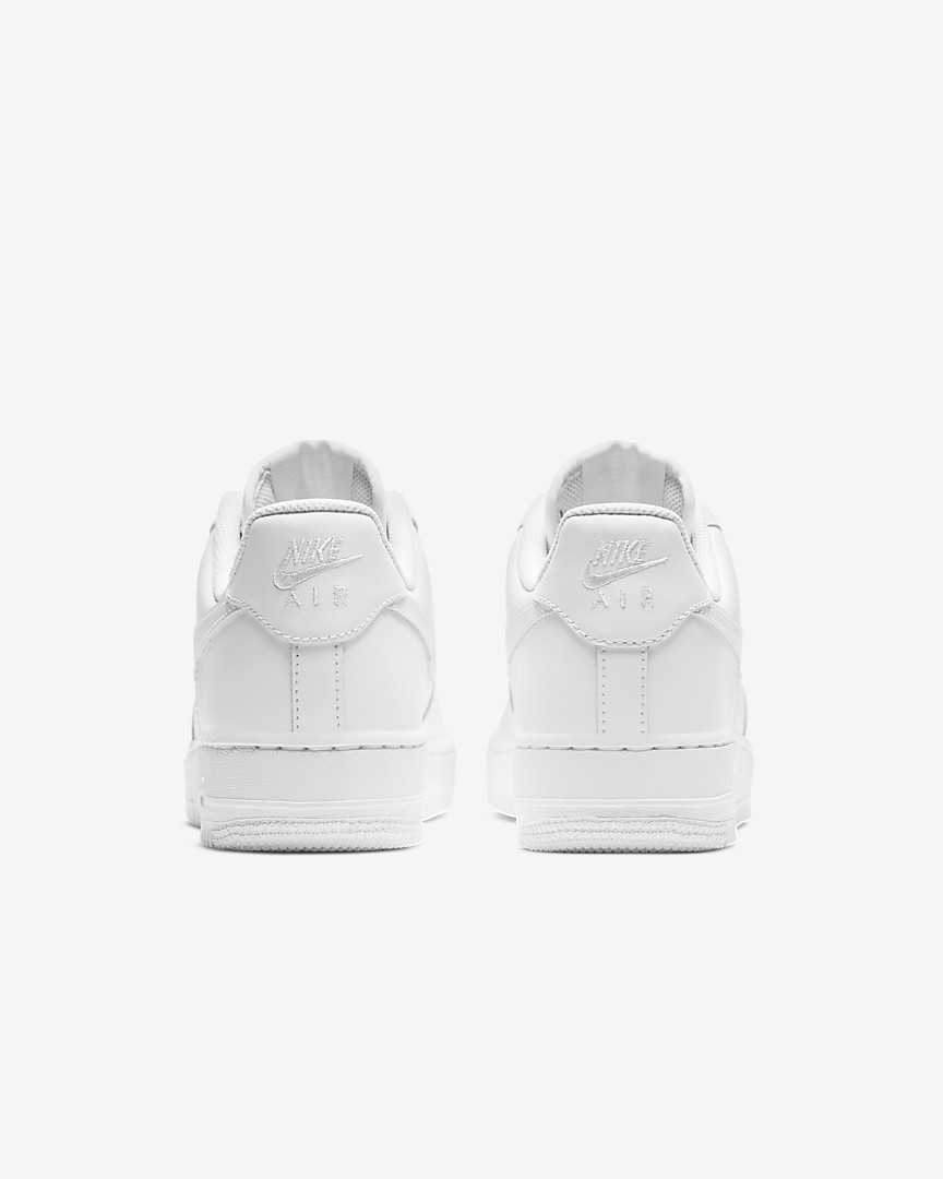 Nike Air Force 1 Low Triple White ‘07 BRAND NEW, MEN AND WOMEN SIZES.
