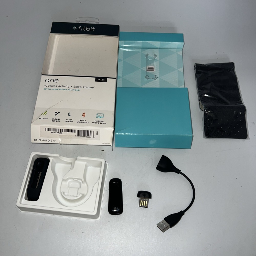 NOT CHARGING PART ONLY FITBIT One Wireless Activity Sleep Tracker Black FB103BK