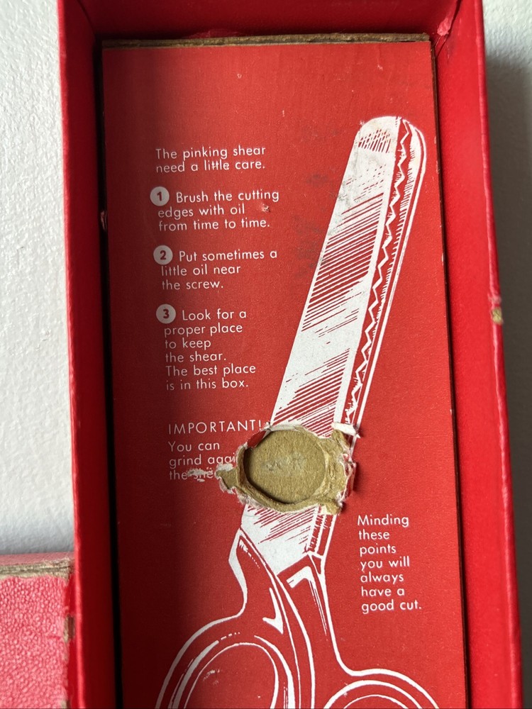 Pinking Shears Made in British Zone Germany E11