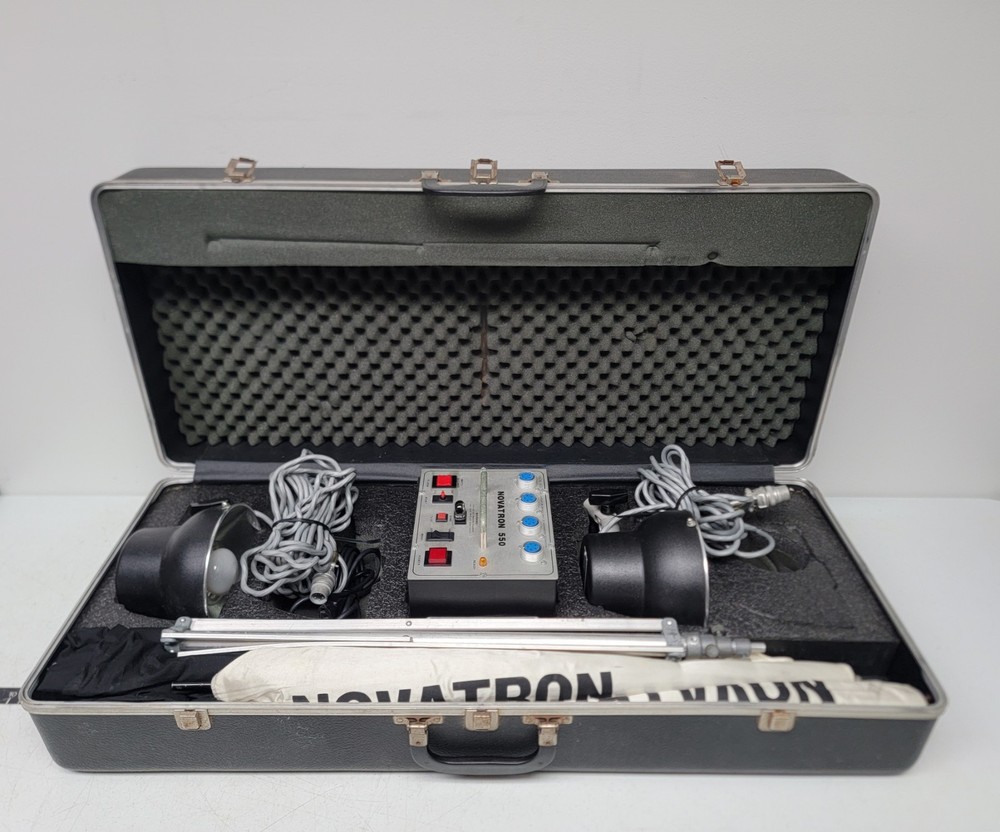 Novatron 550 Lighting Kit in Hard Case