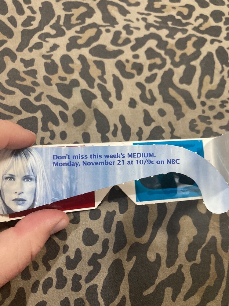 Medium NBC 3D Glasses
