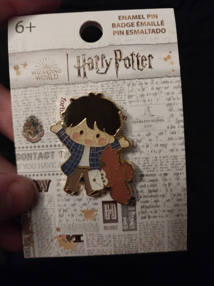 Harry Potter Chibi Harry and Hedwig pin