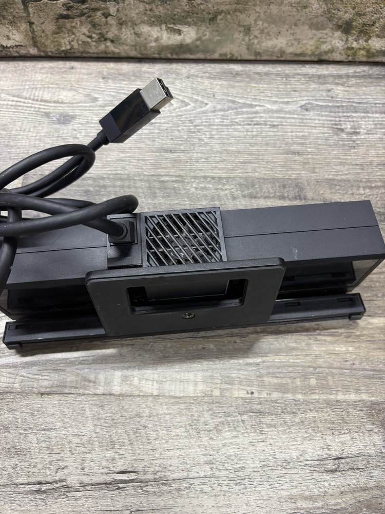 Microsoft Xbox One Kinect Camera Motion Sensor Bar Model 1520