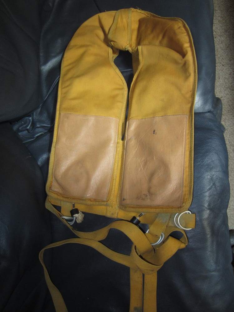 WW2 US Army Air Force USAAF Type B-5 "Mae West" Life Preserver W/DYE PACK UNUSED