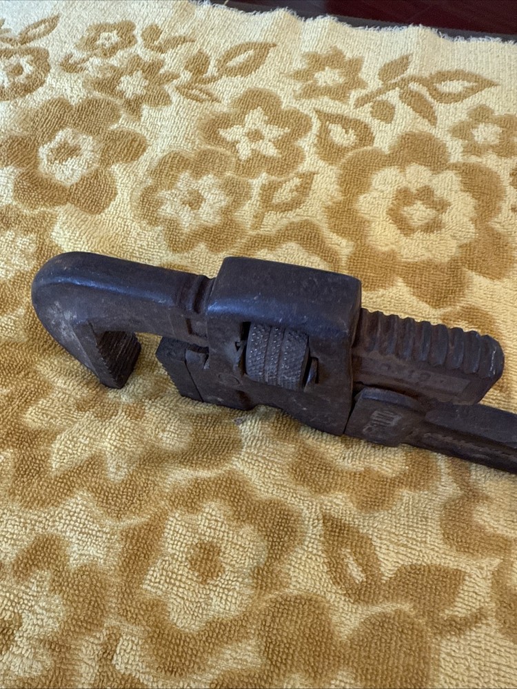Vintage Trimo Marked No 18 Pipe Wrench