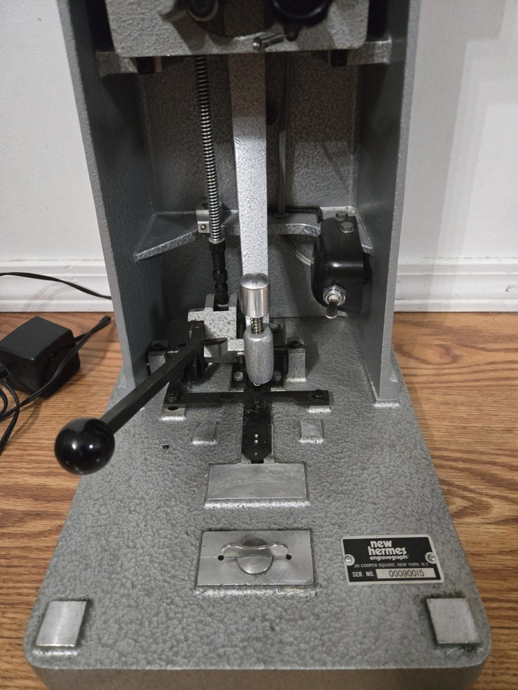 New Hermes Inside Ring Engraver Machine ~
