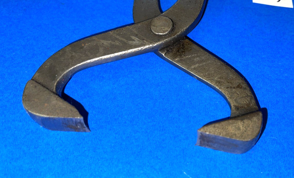 SNAP-ON TOOLS GREASE & DUST CAP PLIERS