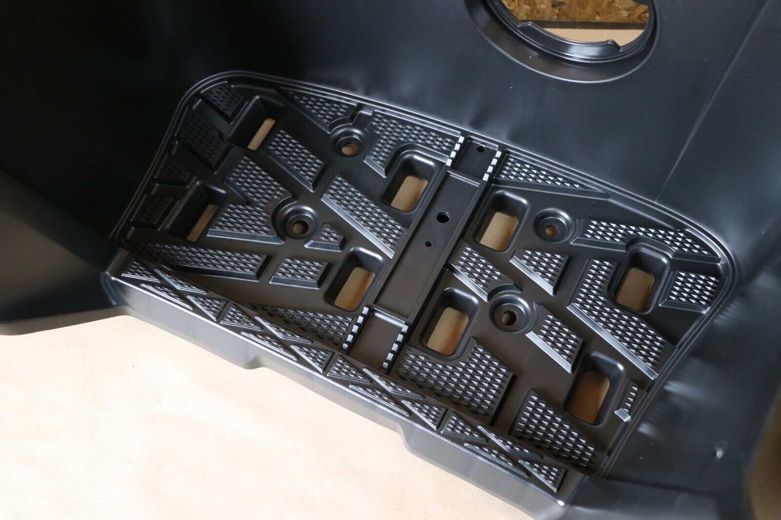 2 x OEM Floorboard footrest footwell guards L+R Yamaha Kodiak Grizzly 550 700