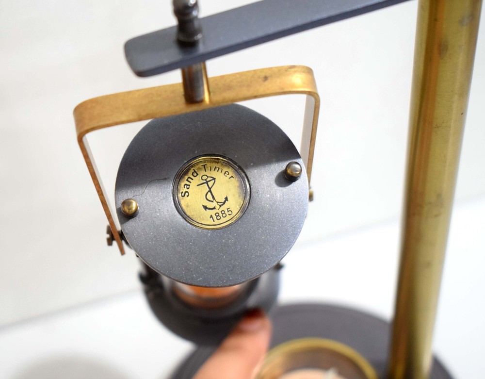 Rotating Brass Hourglass W/Built-in Compass & Swing Function -Orange Sand Inside