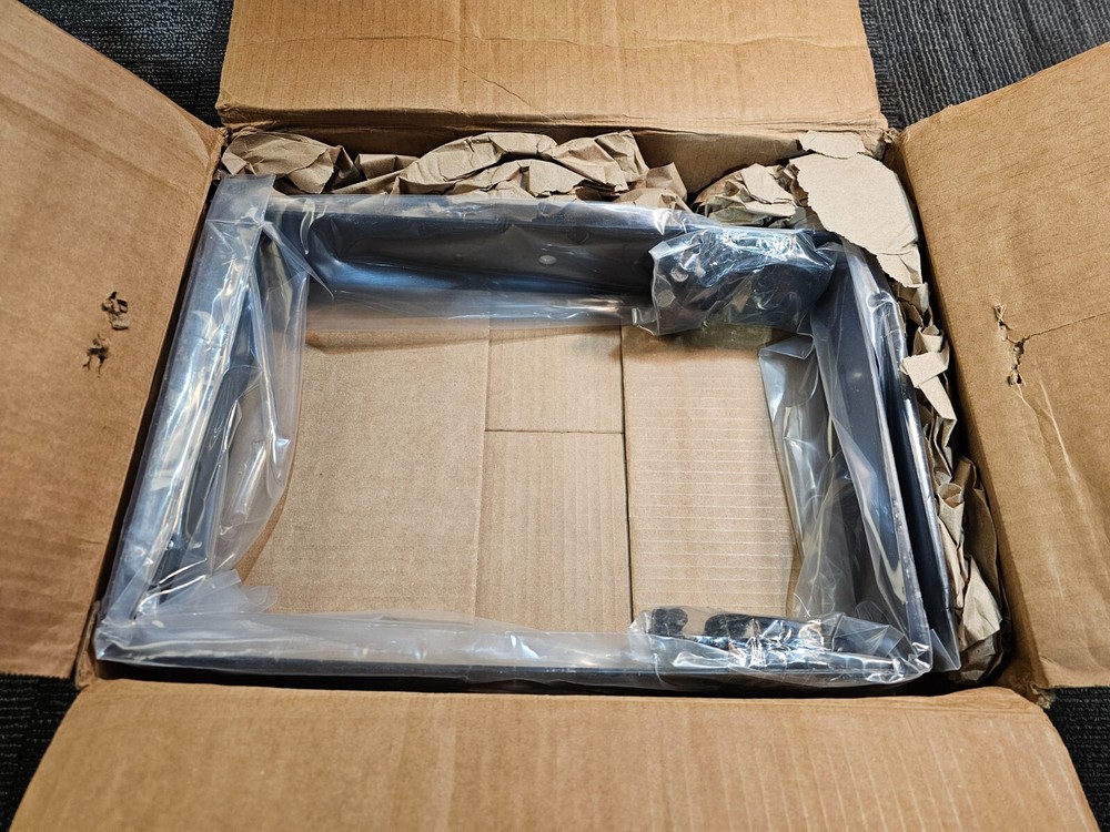 Box of 2-Adaptive Technologies U-Bracket Speaker Mount Fixed Width Black UB-0850