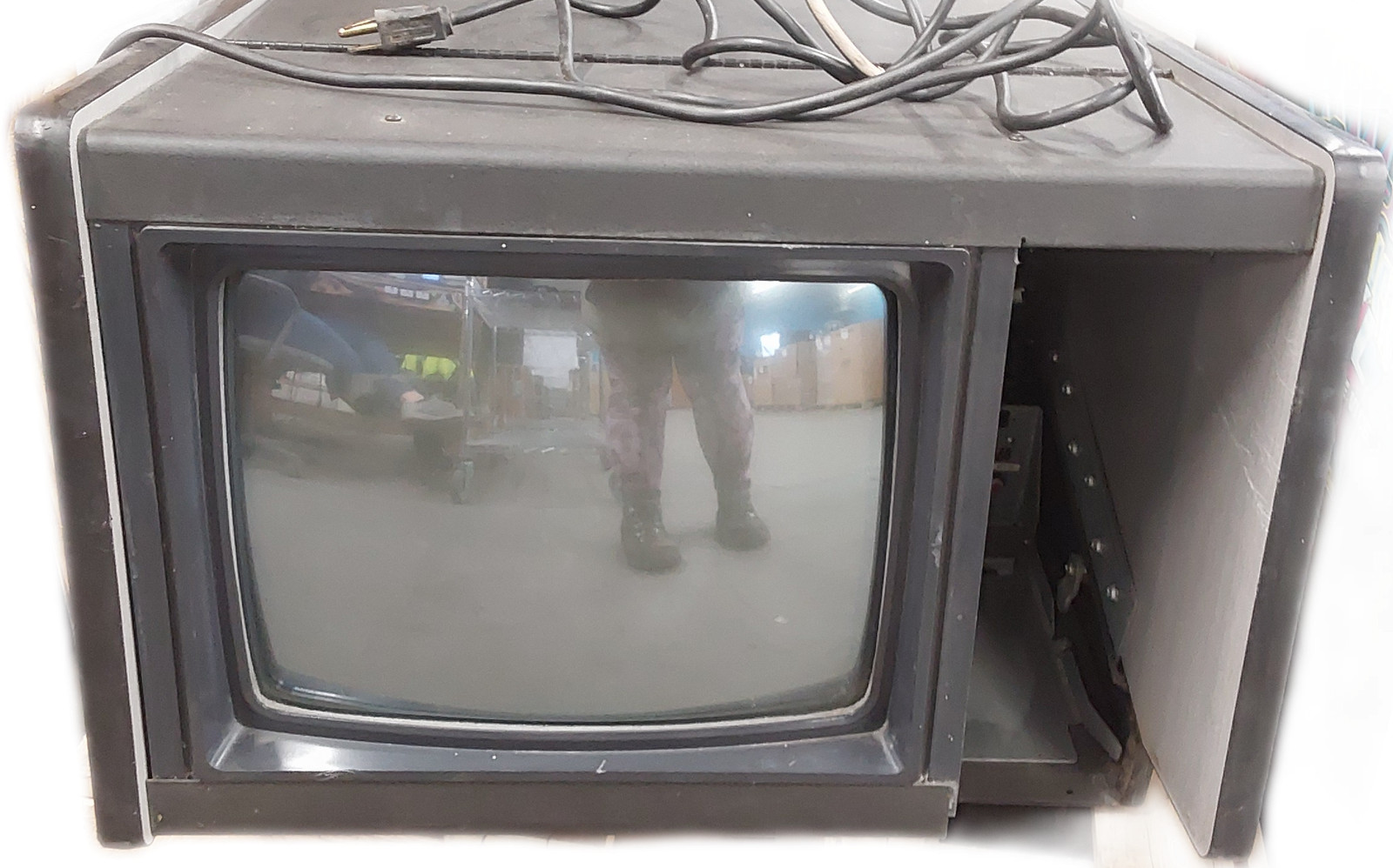 Merit Industries Megatouch Force Classic Silver Arcade Machine 2007