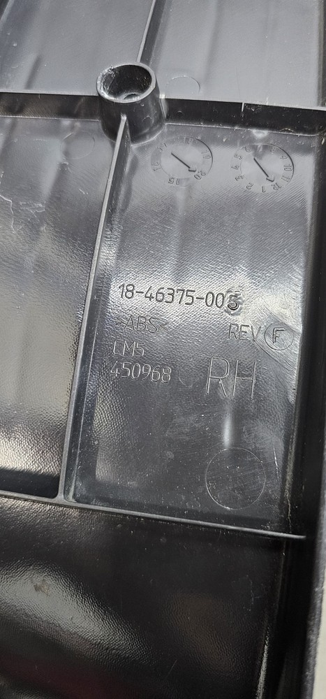 Freightliner M2 106 POLY Right/Passenger THRESHOLD Trim/Panel | P/N 18-46375-005