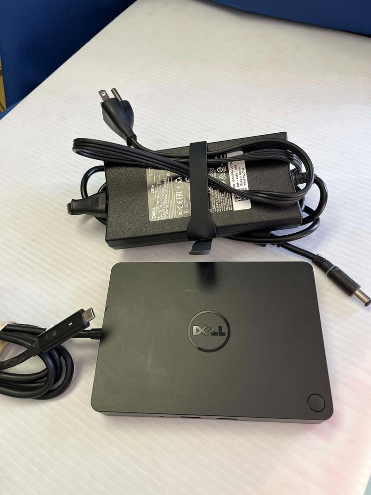 Dell Dock WD15 with 130W Adapter