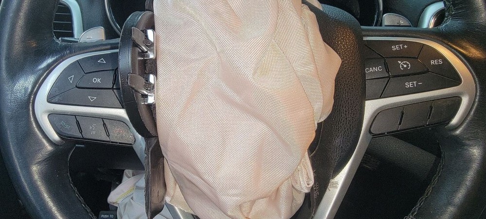 14-17 Jeep Grand Cherrokee Chassis ECM Temperature Module Dash Mounted