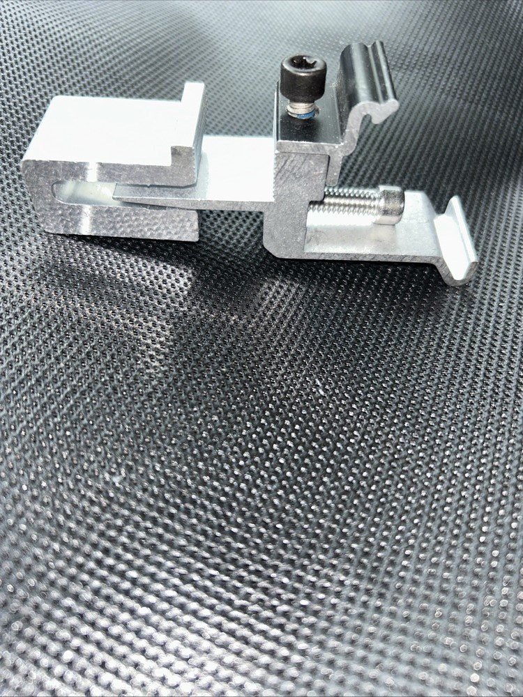 IronRidge CTR-CL-01-B1 Contour Clamp with Torx Bit