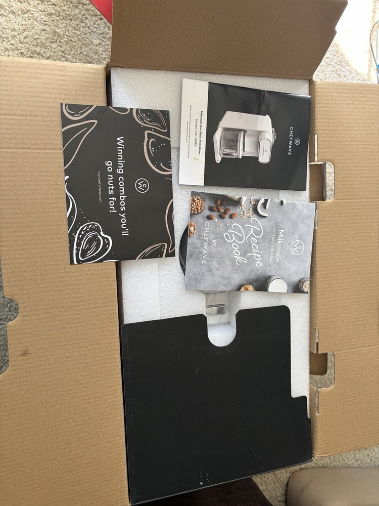 CHEFWAVE Milkmade Non-Dairy Milk Maker White 6 Programs Self-Cleaning