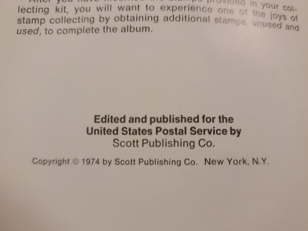 - 1974 USPS United States Stamp Collecting Kit Second Edition - No 915