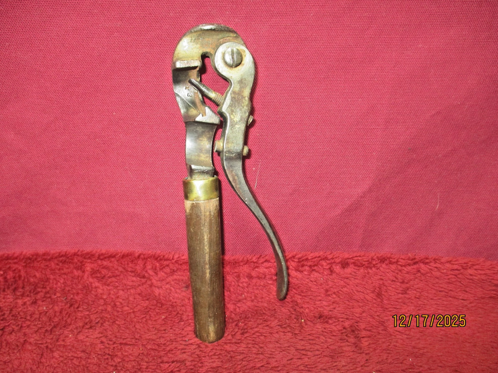 Antique Capper/De-Capper Tool,  12 Ga. ,  Tool UnBranded