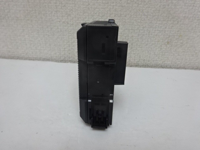 KEYENCE KV-C16XTD Expansion Input Output Unit Module USED