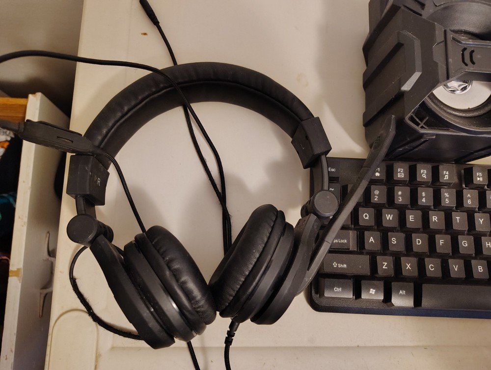 GAMEPRO Keyboard, Headset, Speaker Bundles