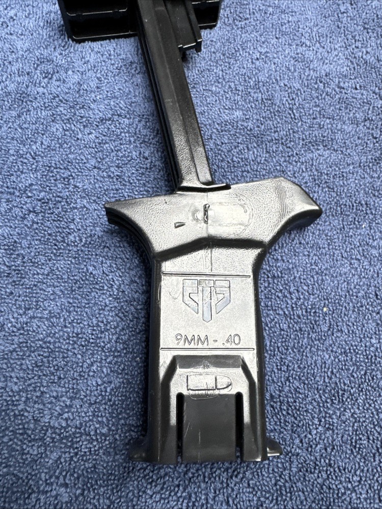 Elite Tactical Systems Speed Loader Universal 9mm - 40 Cal.