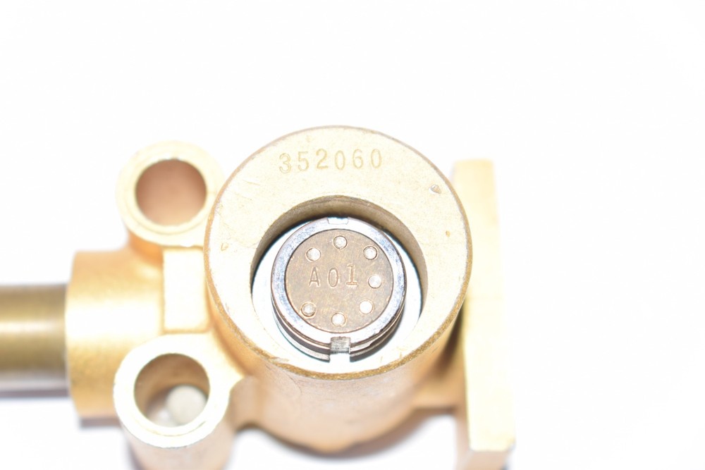 SQUARE D 352060 INTERLOCK