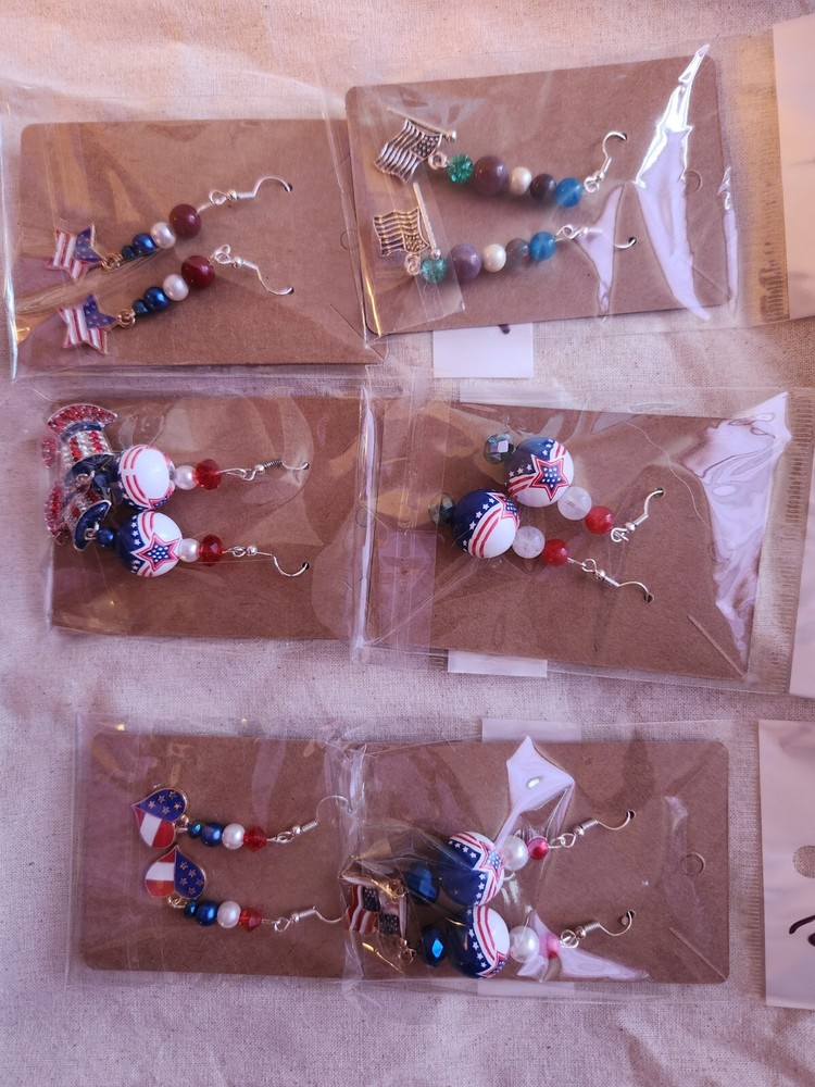 Handmade Earrings Stylish and Beautiful.