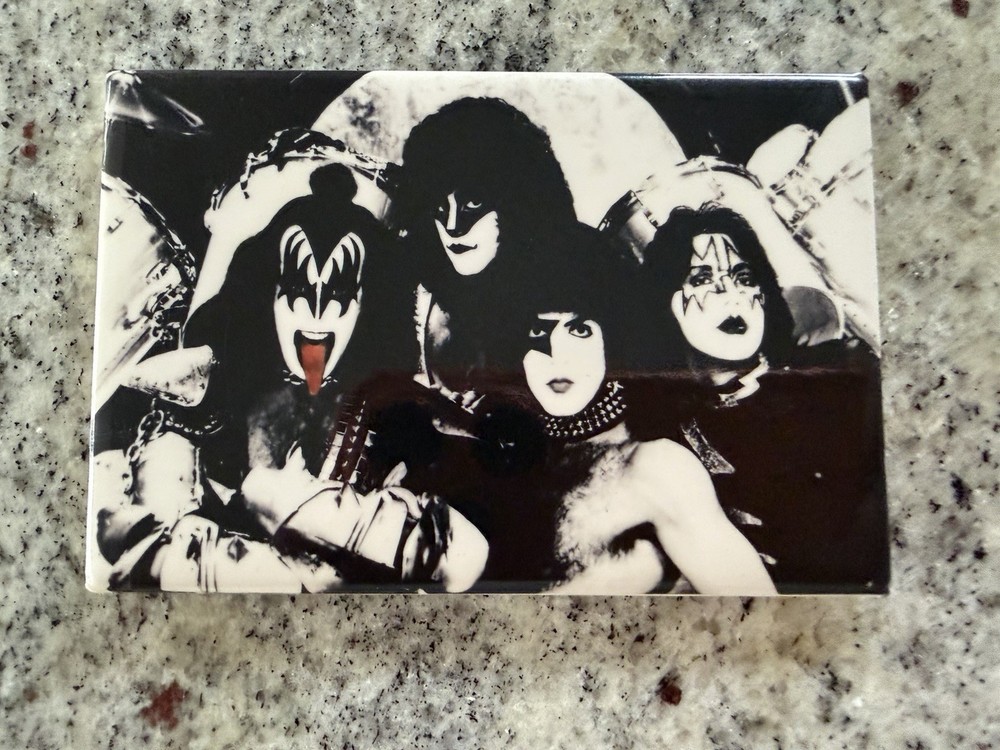 KISS 1983 BRAZIL CREATURES OF NIGHT TOUR POCKET MIRROR AUCOIN VINTAGE VERY RARE