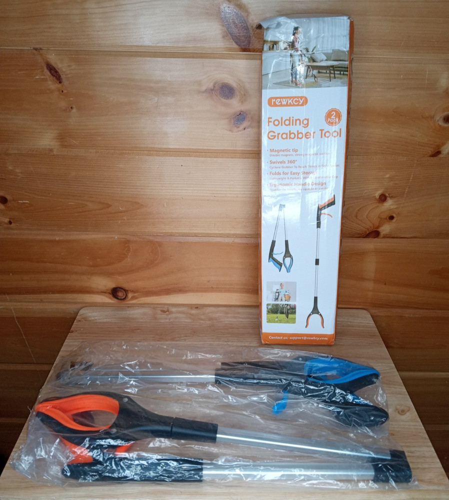 Folding Grabber Tool 2 Pack Magnetic Tip 360 Swivel Open Box Tested