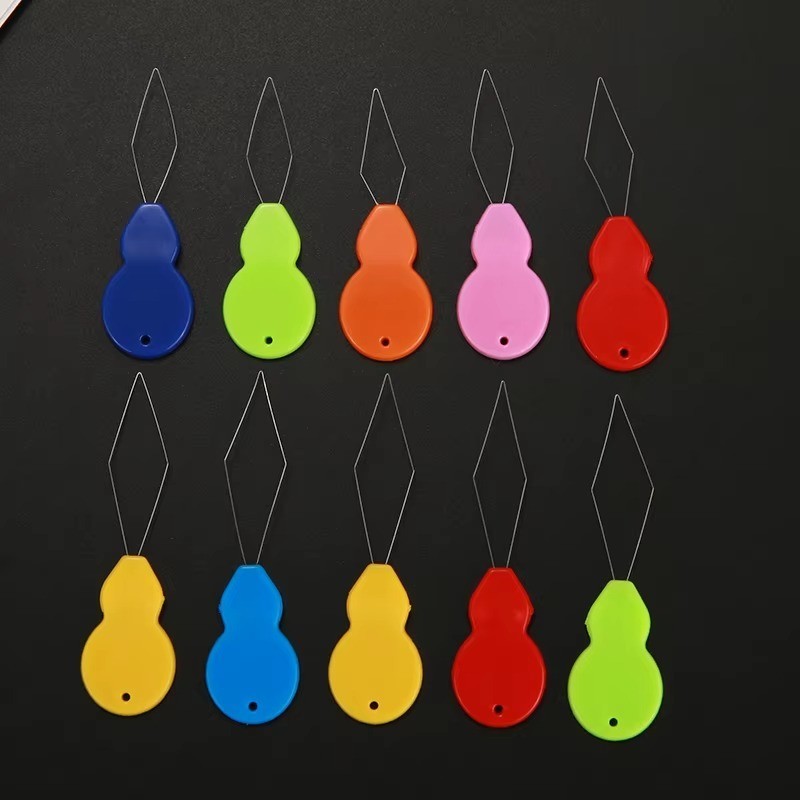 5/10x Plastic Needle Threaders Needle Threader Hand Machine Sewing Tools For DIY